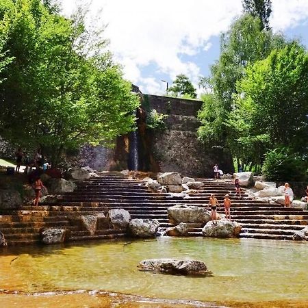 Maison Suspendue Avec Jacuzzi Privatif Pont-en-Royans Exterior foto