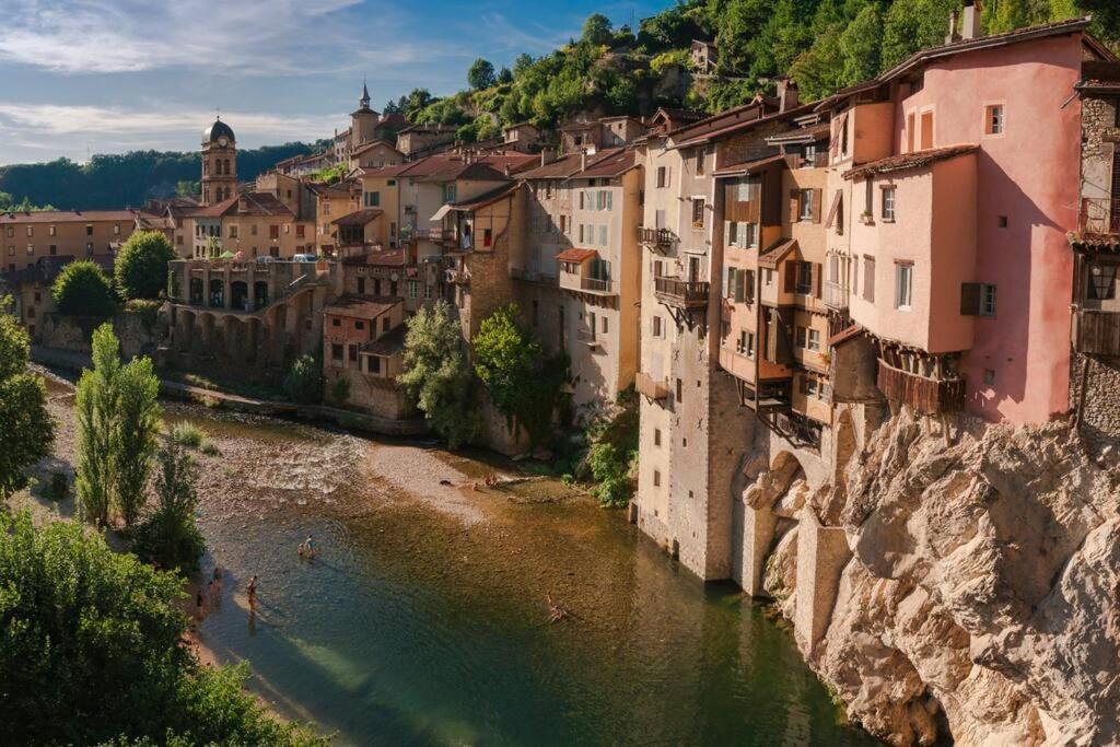 Maison Suspendue Avec Jacuzzi Privatif Pont-en-Royans Exterior foto